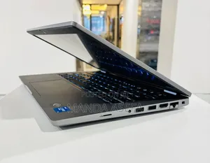 Photo - New Laptop Dell Latitude 5420 16GB Intel Core I7 SSD 512GB