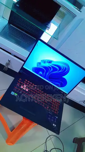 New Laptop Asus ROG Strix G17 32GB Intel Core I7 SSD 1T