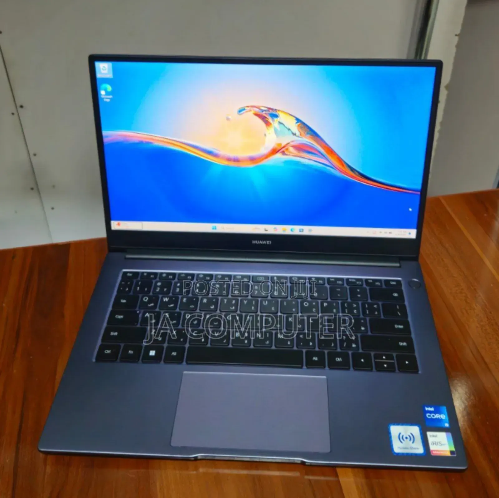 New Laptop Huawei MateBook HZ-W19 8GB Intel Core I5 SSD 512GB