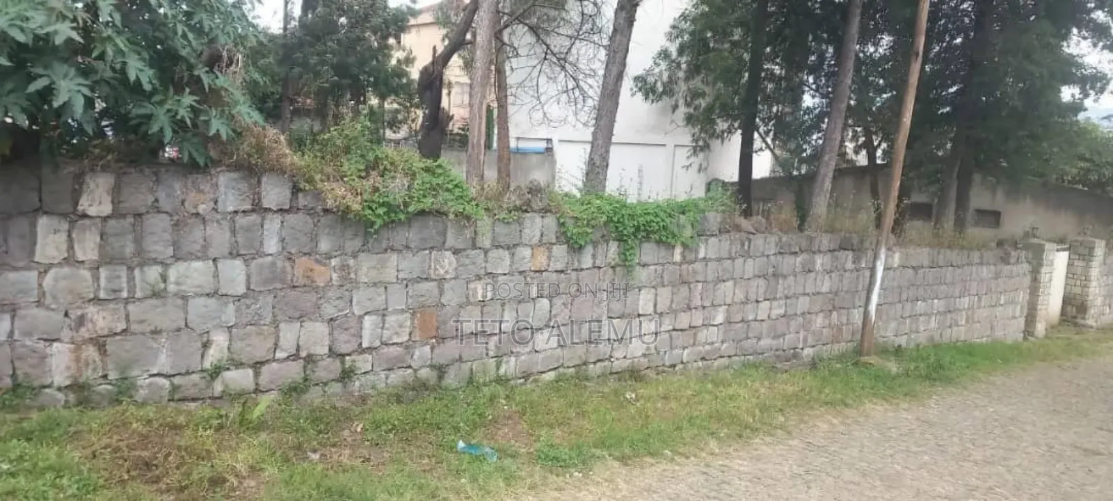 የሚሸጥ ቦታ አያት ኮምፓውድ House for Sale Ayat Compawnd