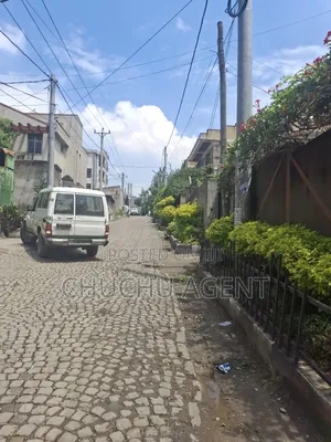 3bdrm House in Bole for sale