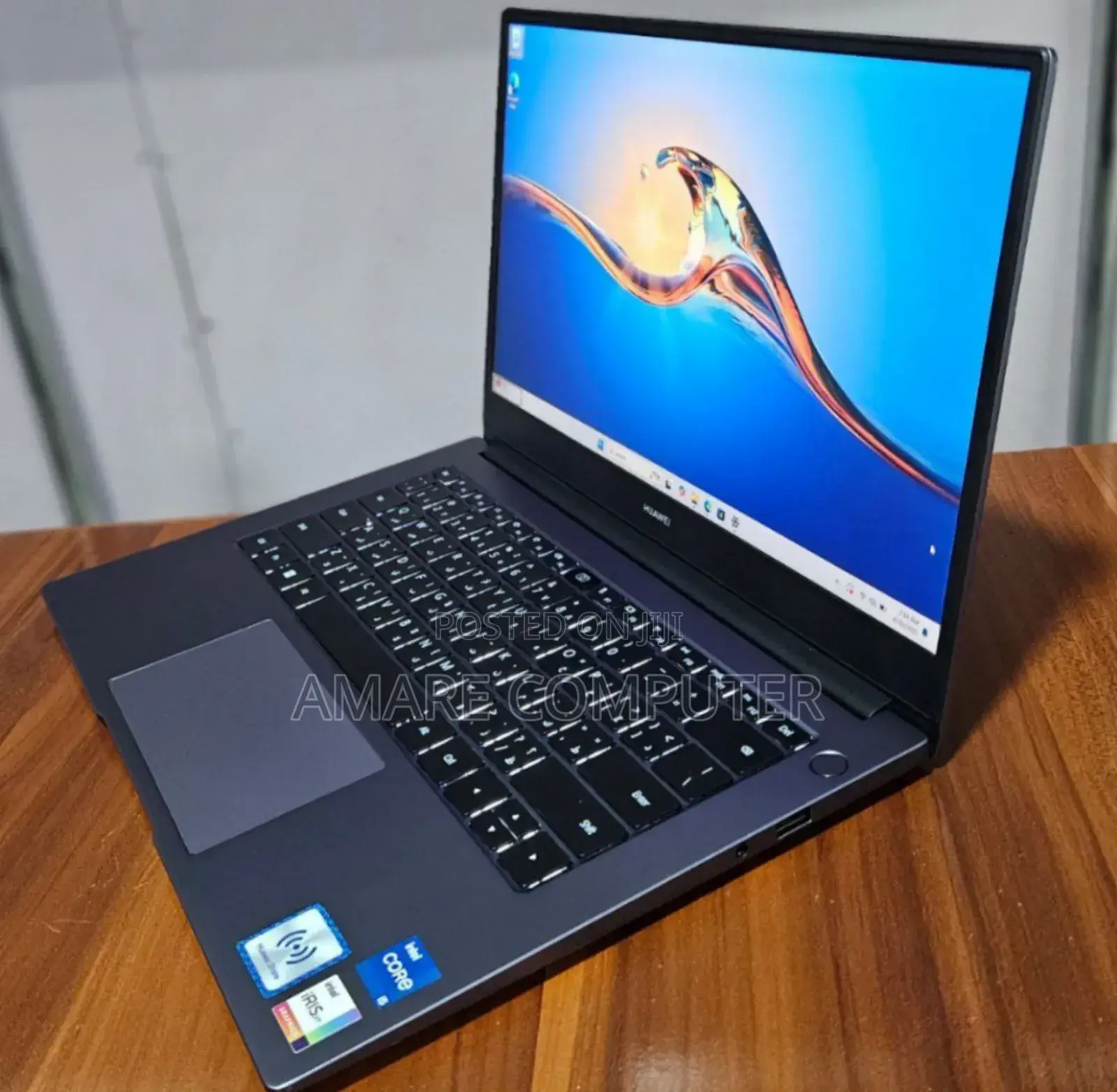 New Laptop Huawei MateBook 13 WRT-W19E 8GB Intel Core I5 SSD 512GB