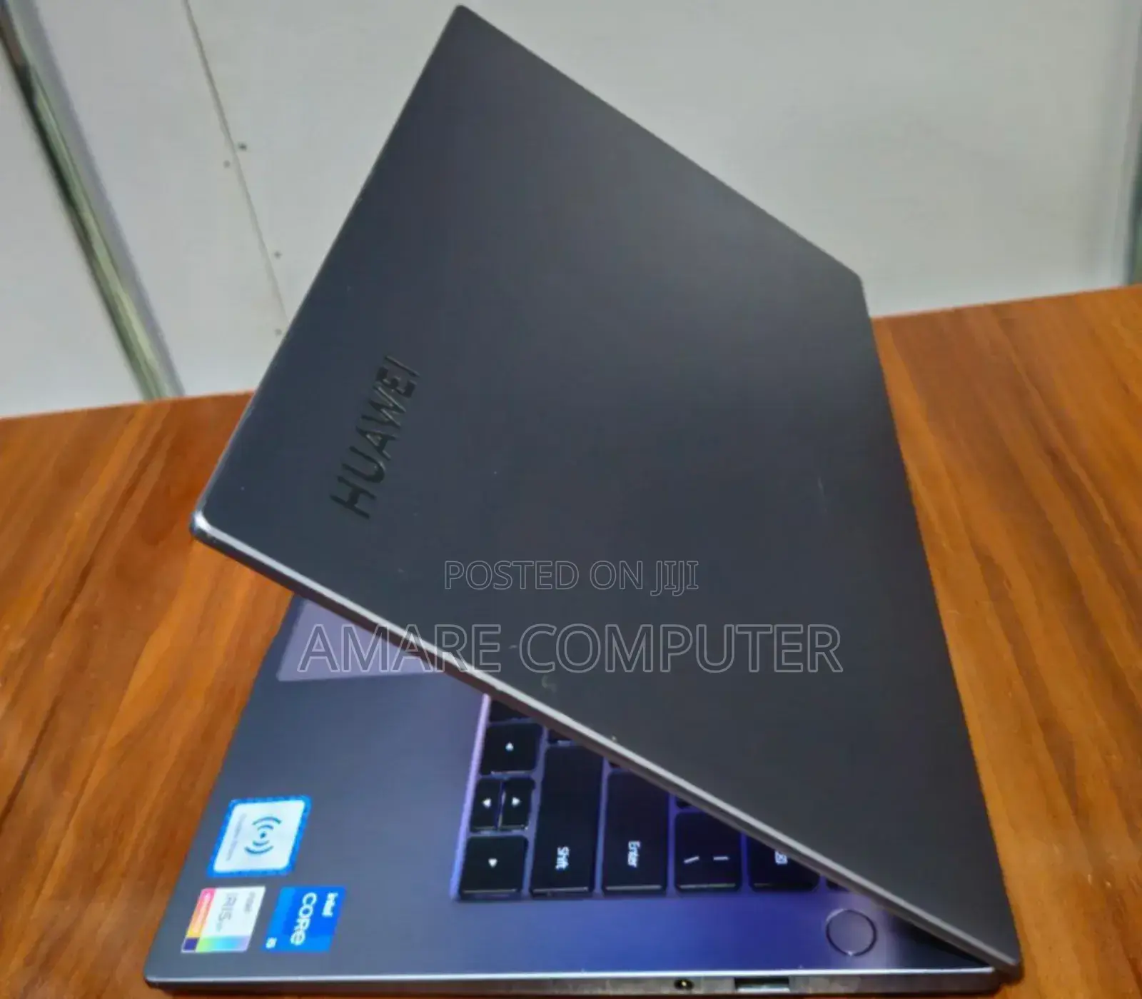 New Laptop Huawei MateBook 13 WRT-W19E 8GB Intel Core I5 SSD 512GB