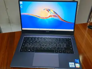 New Laptop Huawei MateBook 13 WRT-W19E 8GB Intel Core I5 SSD 512GB