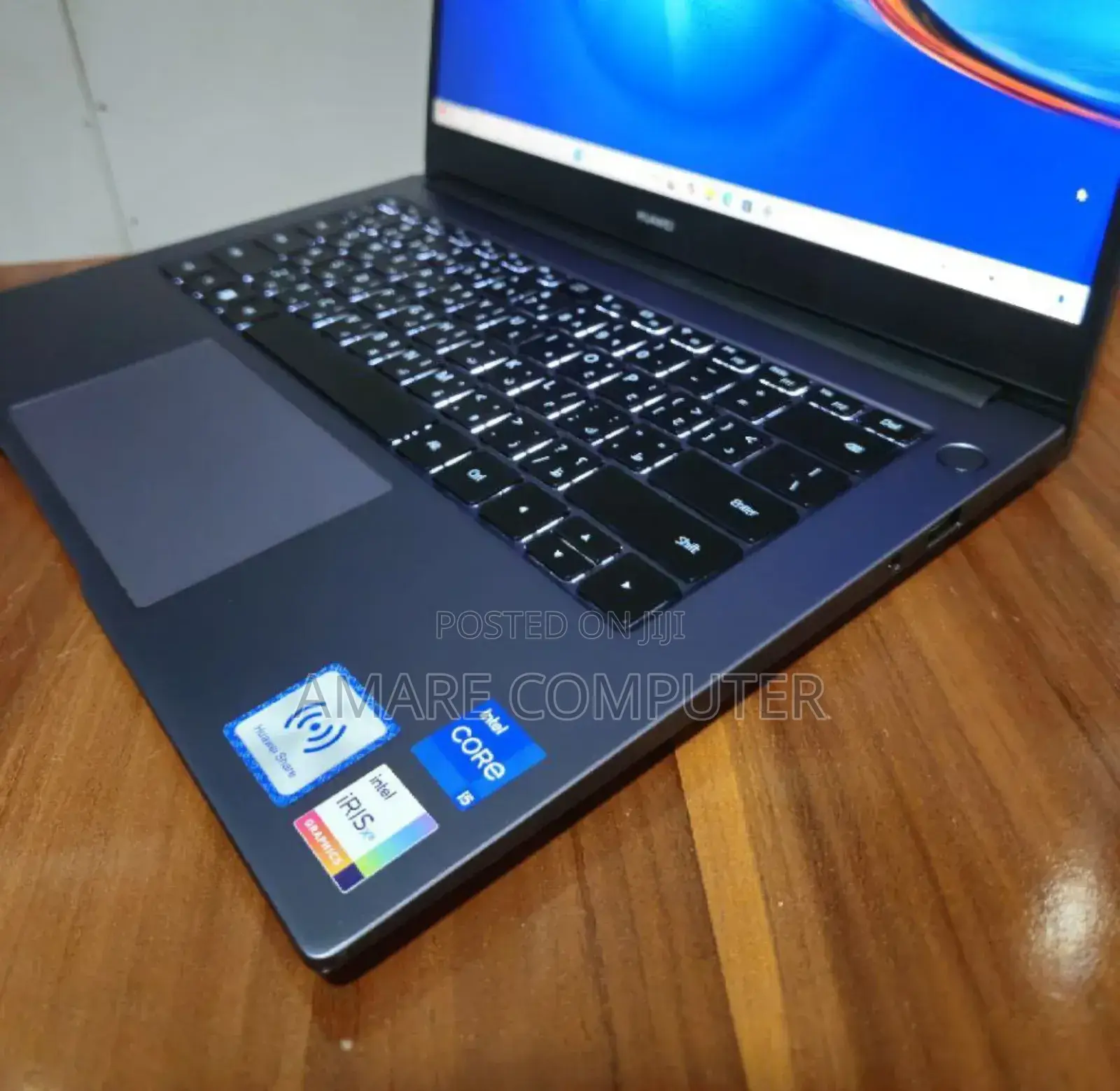 New Laptop Huawei MateBook 13 WRT-W19E 8GB Intel Core I5 SSD 512GB