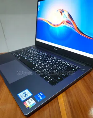 New Laptop Huawei Matebook D 15 8GB Intel Core I5 SSD 512GB