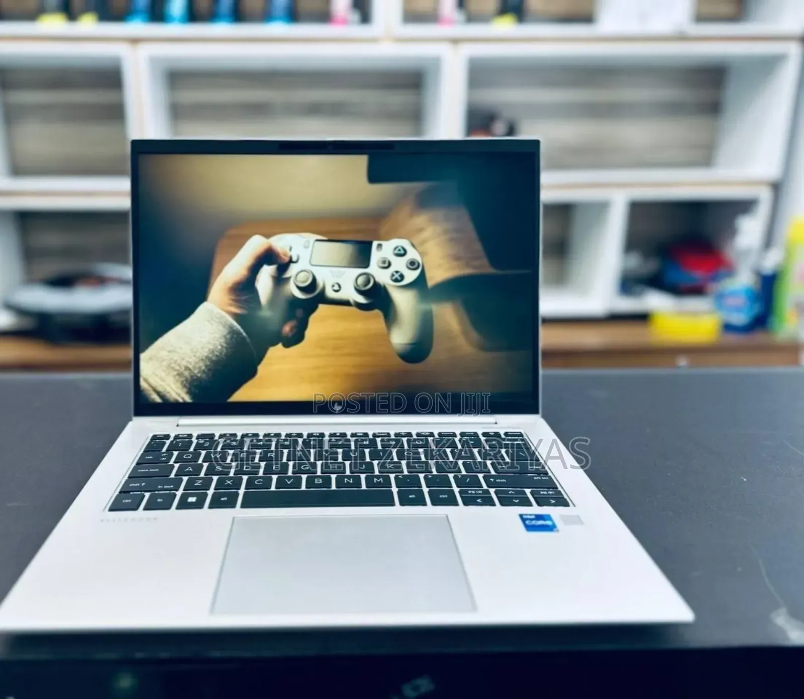 New Laptop HP EliteBook 840 10 16GB Intel Core I7 SSD 1T