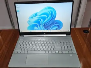 New Laptop HP 8GB Intel Core I7 SSD 512GB