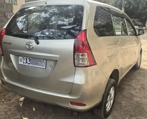 Toyota Avanza 2013 Gray