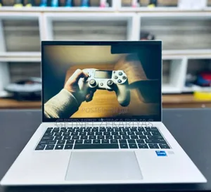 New Laptop HP EliteBook 840 10 16GB Intel Core I7 SSD 1T