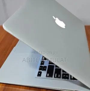 New Laptop Apple MacBook Air 2017 8GB Intel Core I5 SSD 128GB