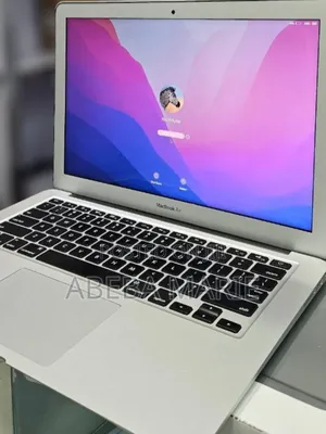 New Laptop Apple MacBook Air 2017 8GB Intel Core I5 SSD 128GB