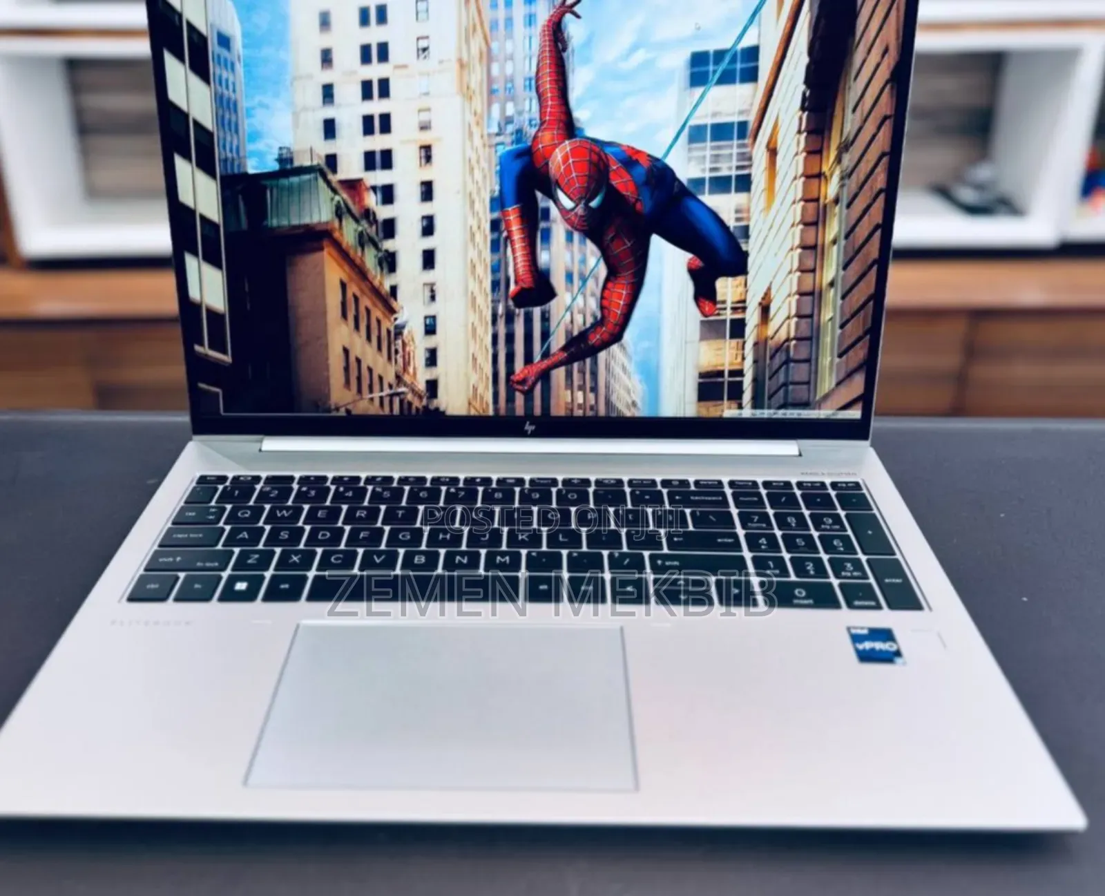 New Laptop HP 16GB Intel Core I7 SSD 512GB