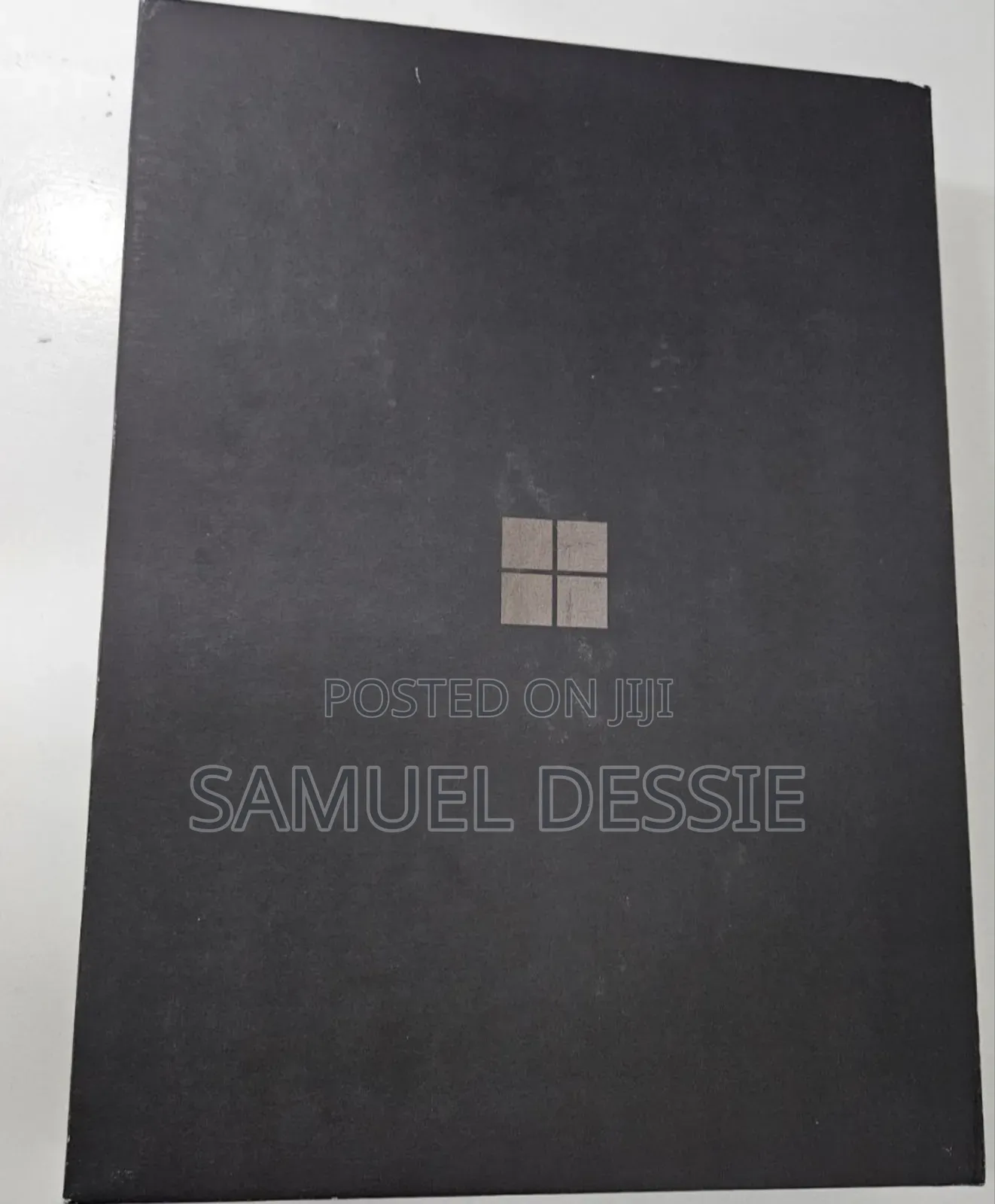 New Microsoft Surface Pro 11th Edition, a Copilot+ PC 16GB SSD 512GB