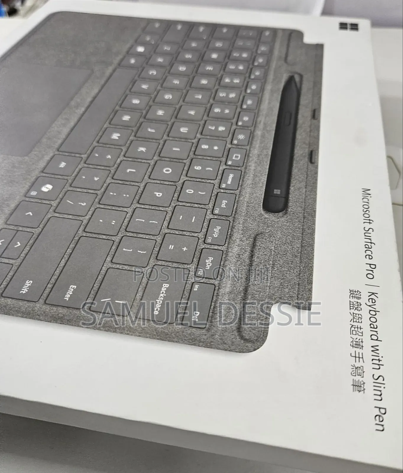 New Microsoft Surface Pro 11th Edition, a Copilot+ PC 16GB SSD 512GB