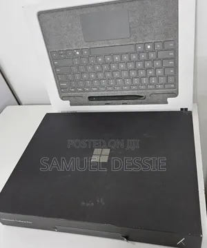 New Microsoft Surface Pro 11th Edition, a Copilot+ PC 16GB SSD 512GB