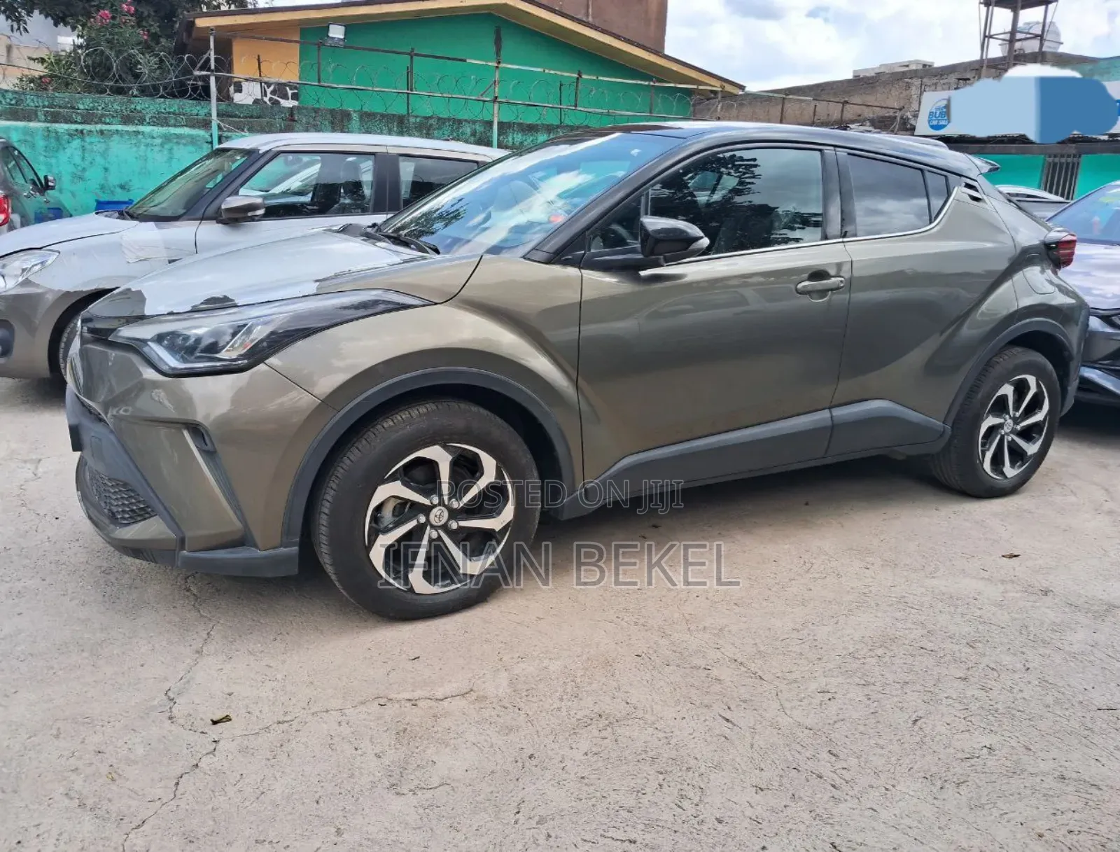 New Toyota C-HR 2022 Gray