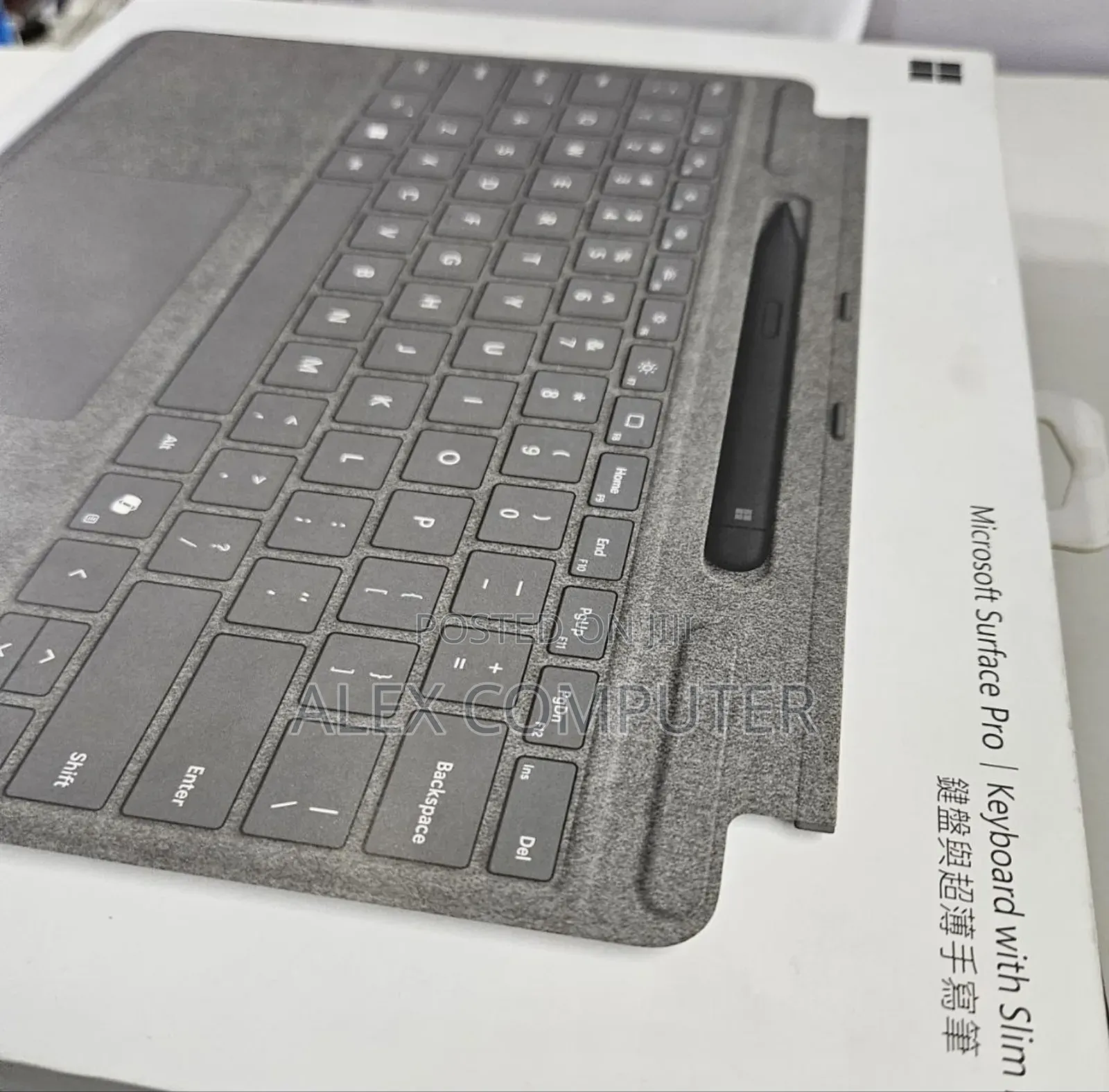 New Microsoft Surface Pro 11th Edition, a Copilot+ PC 16GB SSD 512GB