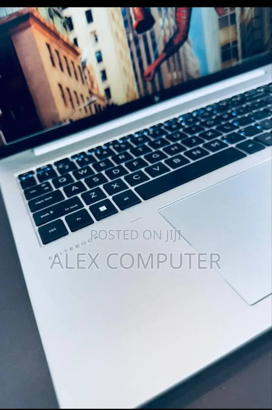 New Laptop HP EliteBook 860 G10 16GB Intel Core I7 SSD 512GB