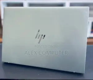 New Laptop HP EliteBook 860 G10 16GB Intel Core I7 SSD 512GB