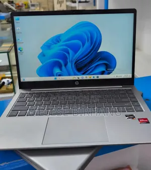 New Laptop HP Stream Notebook 16GB AMD Ryzen 5 SSD 1T