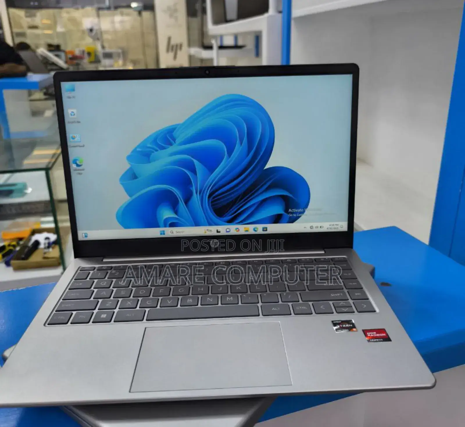 New Laptop HP Stream Notebook 16GB AMD Ryzen 5 SSD 1T