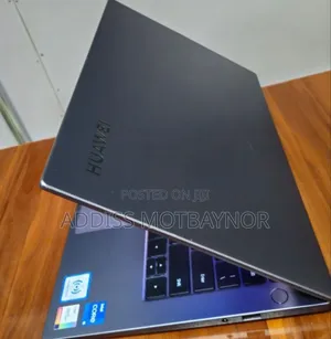 New Laptop Huawei MateBook 13 WRT-W19E 16GB Intel Core I5 SSD 512GB