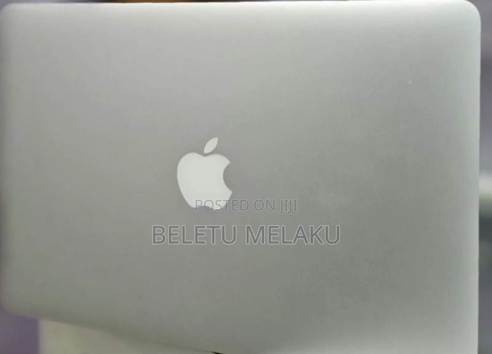 New Laptop Apple MacBook Air 2017 8GB Intel Core I5 SSD 128GB