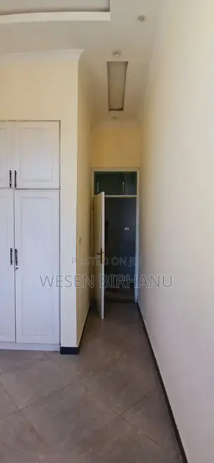 5bdrm Villa in አያት ቪላ ቤት, Addis Ketema for sale