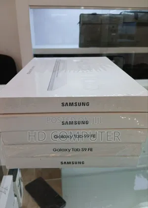 Photo - New Samsung Galaxy Tab S9 FE 128 GB Silver