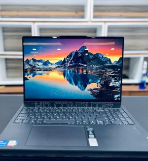 New Laptop Lenovo Yoga 7i 16GB Intel Core I7 SSD 512GB