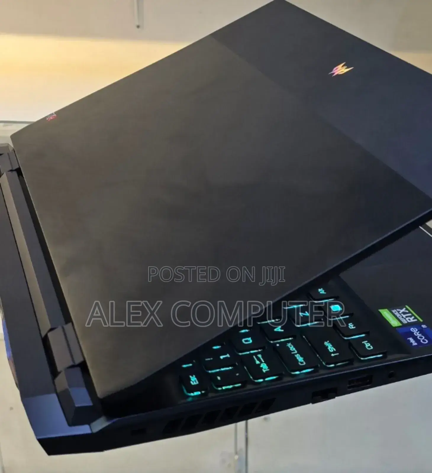 New Laptop Acer Predator Helios 300 16GB Intel Core i9 SSD 512GB