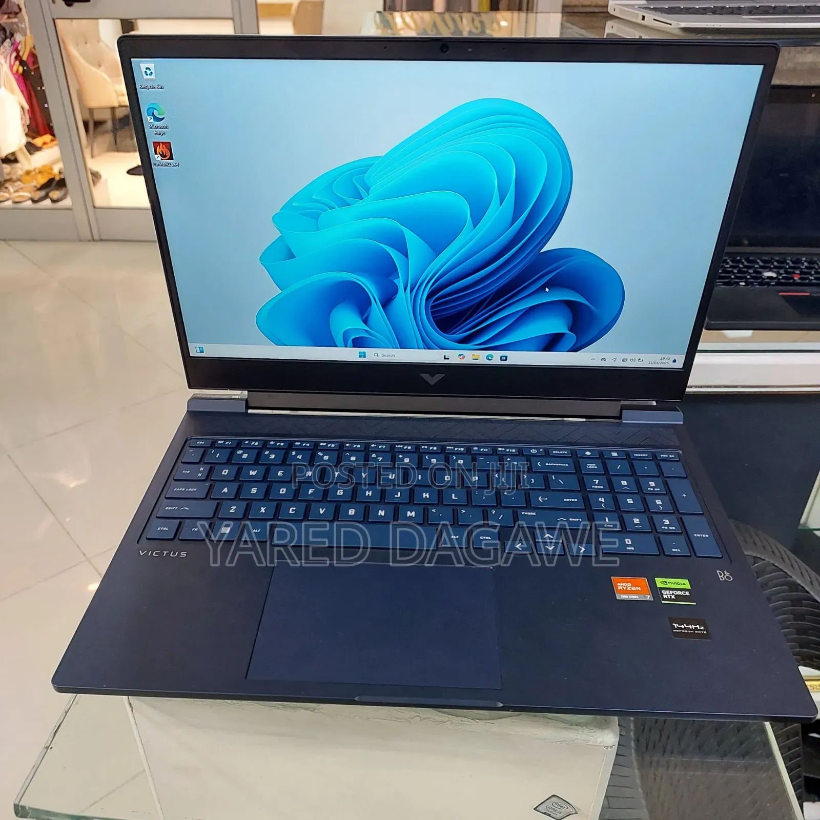 New Laptop HP Victus 16 16GB AMD Ryzen 7 SSD 1T