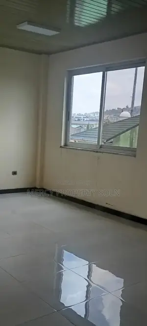 Warehouse for Rent //የሚከራይ መጋዘን ላፍቶ አከባቢ