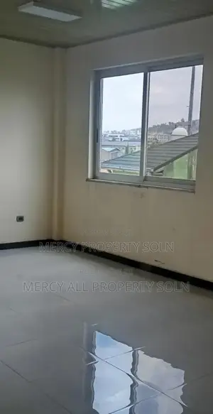 Warehouse for Rent //የሚከራይ መጋዘን ላፍቶ አከባቢ