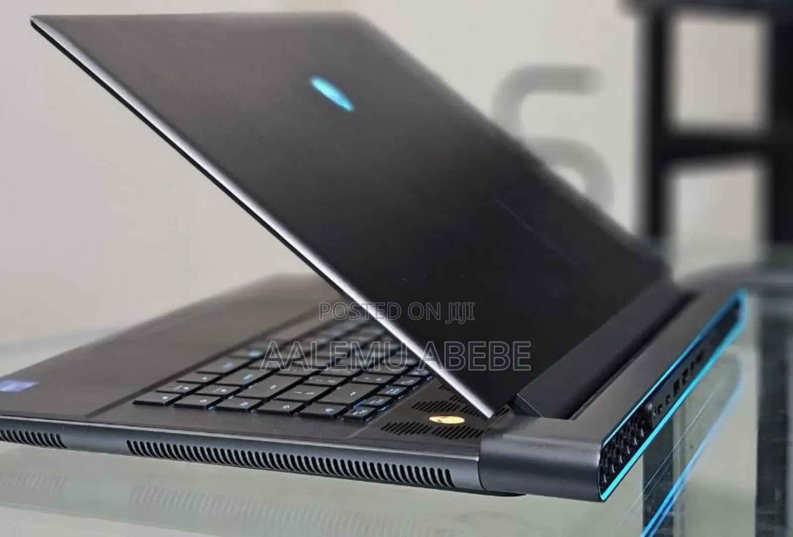 New Laptop Alienware M17x R2 16GB Intel Core I7 SSD 1T