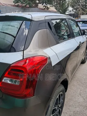 New Suzuki Swift 2022 Gray