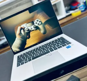 New Laptop HP 16GB Intel Core i7 SSD 512GB