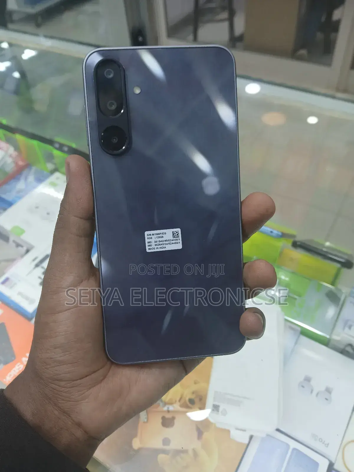 New Samsung Galaxy M16 128 GB Black