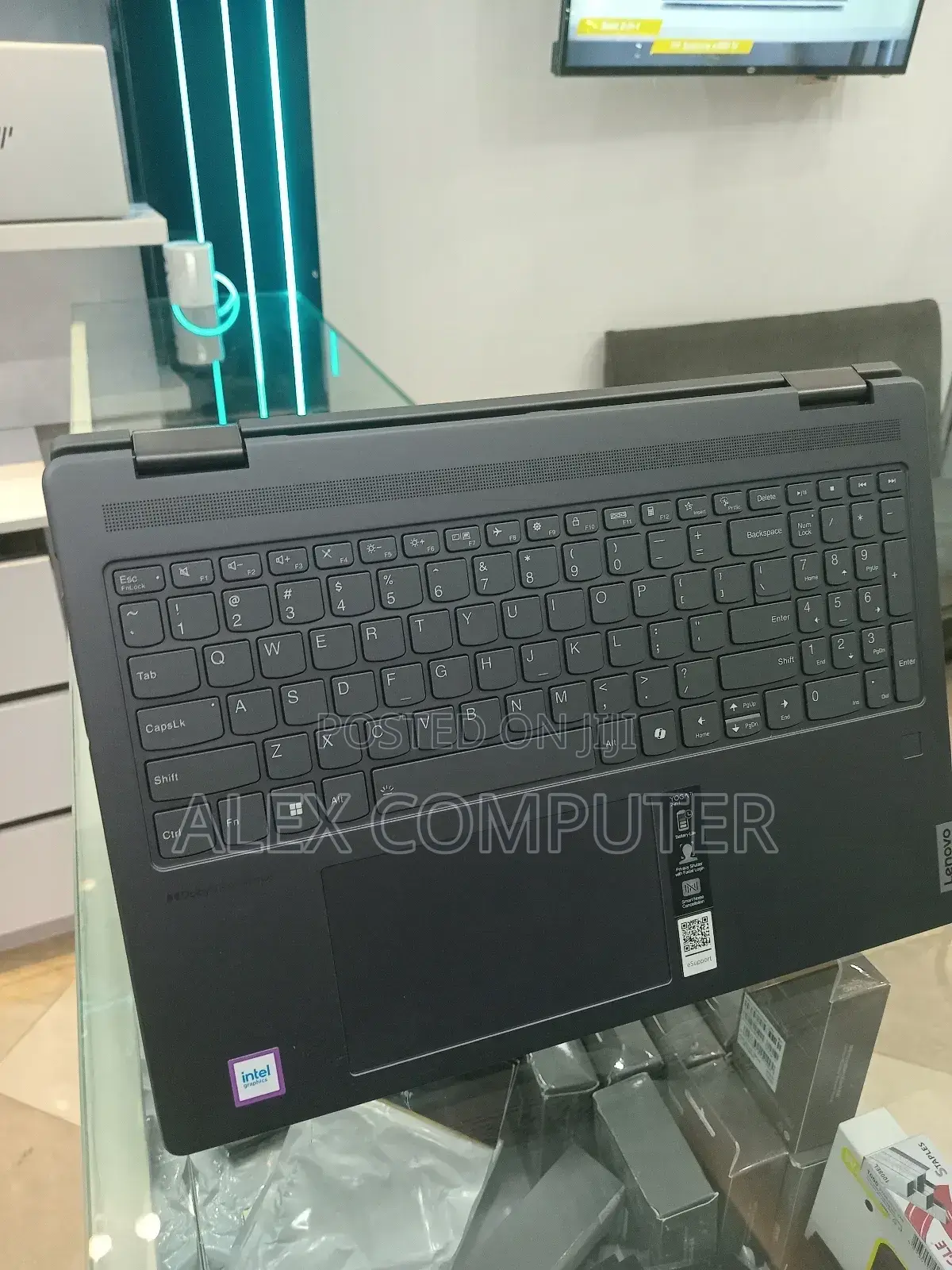 New Laptop Lenovo Yoga 7i 16GB Intel Core Ultra 7 SSD 1T