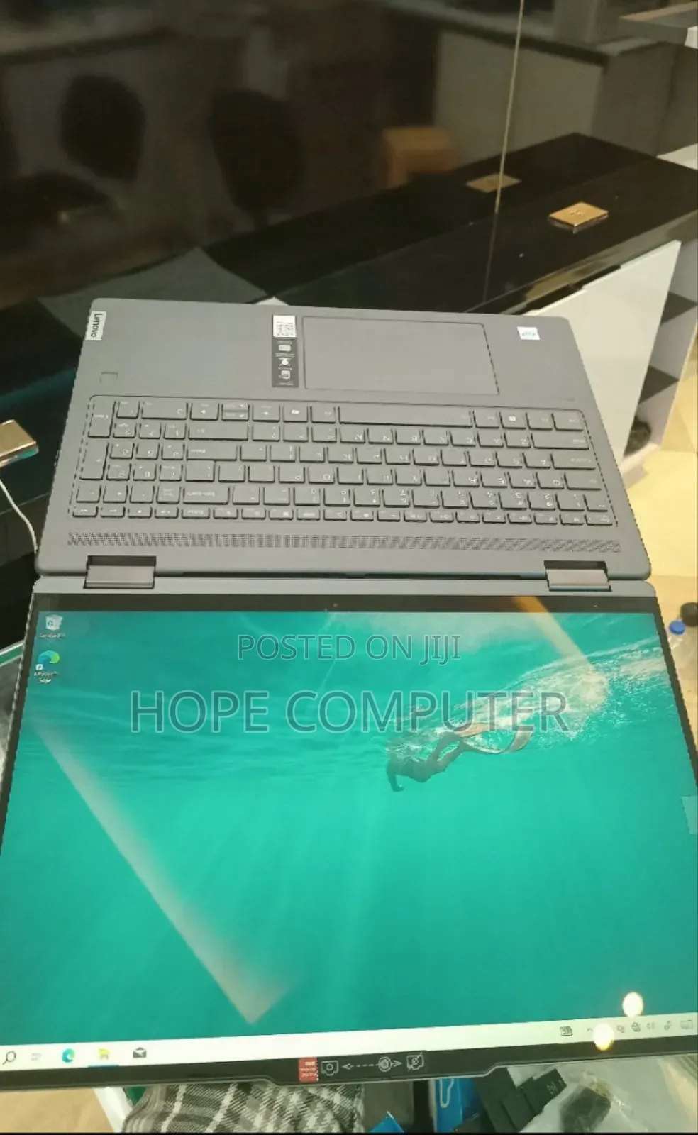 New Laptop Lenovo Yoga 7i 16GB Intel Core Ultra 7 SSD 1T