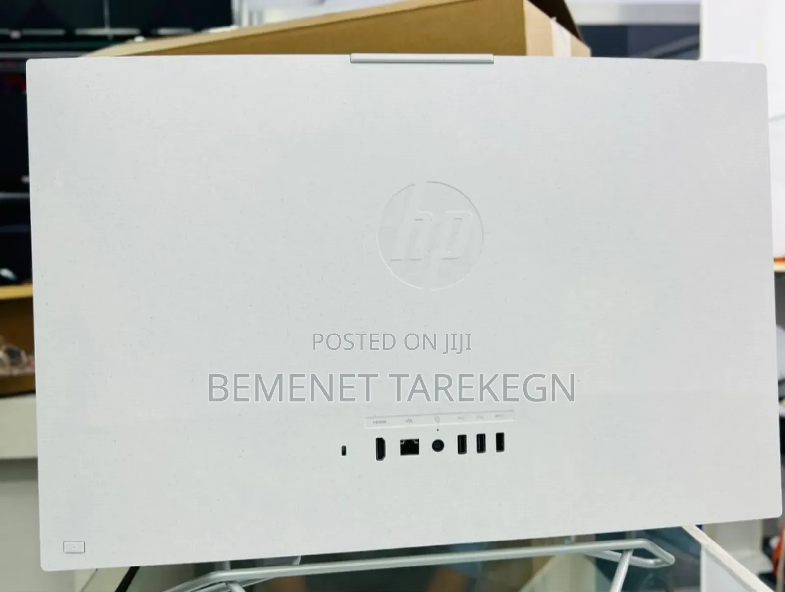 New HP 200 G4 22 All-in-One 8GB Intel Core I7 SSD 512GB