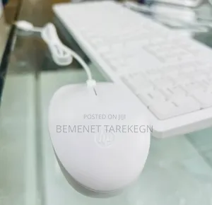 New HP 200 G4 22 All-in-One 8GB Intel Core I7 SSD 512GB