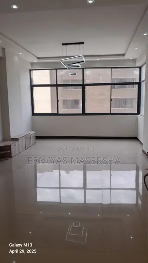 Furnished 3bdrm Apartment in ኖህ, Yeka for sale