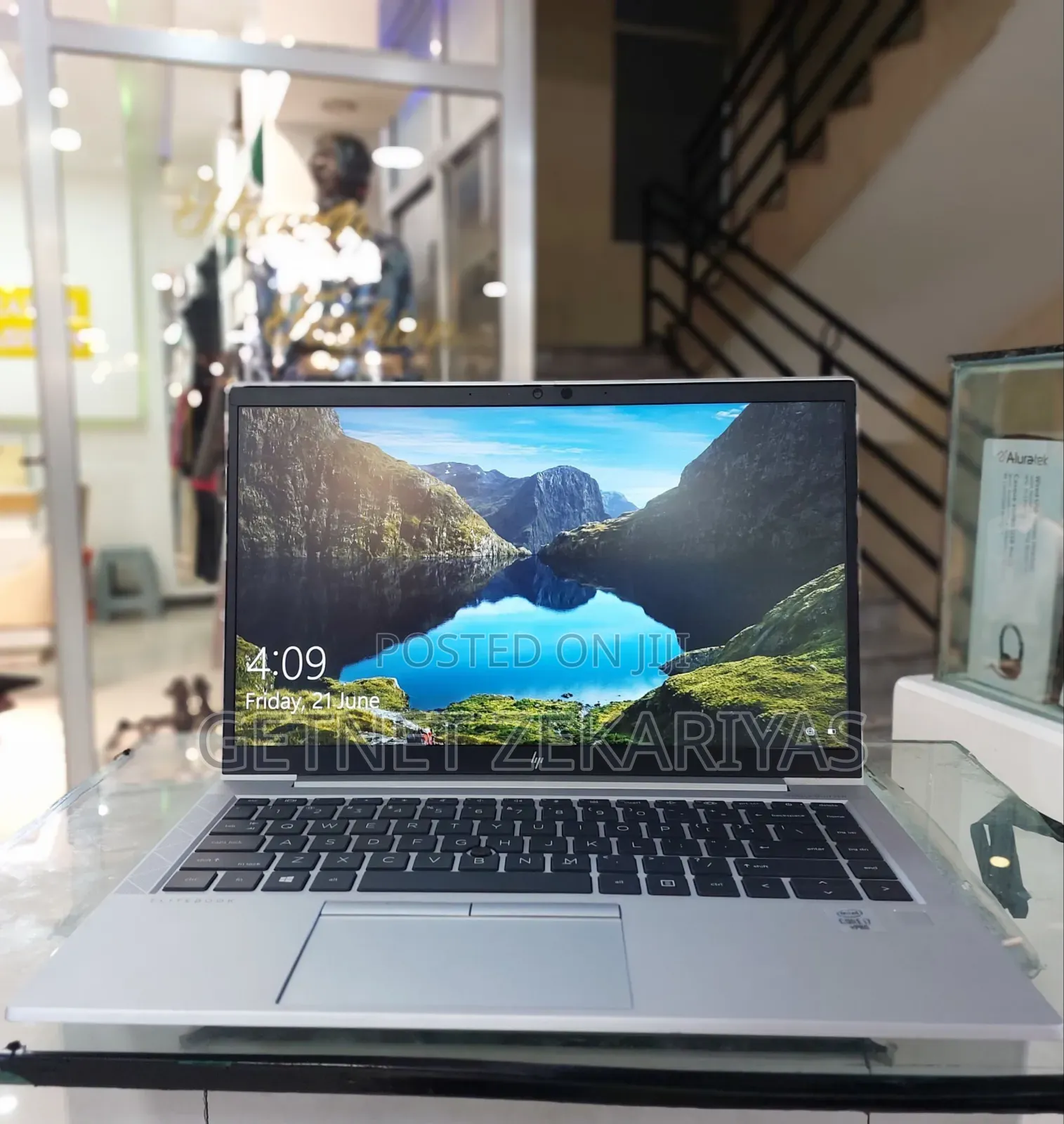 New Laptop HP EliteBook 830 G7 16GB Intel Core I7 SSD 512GB
