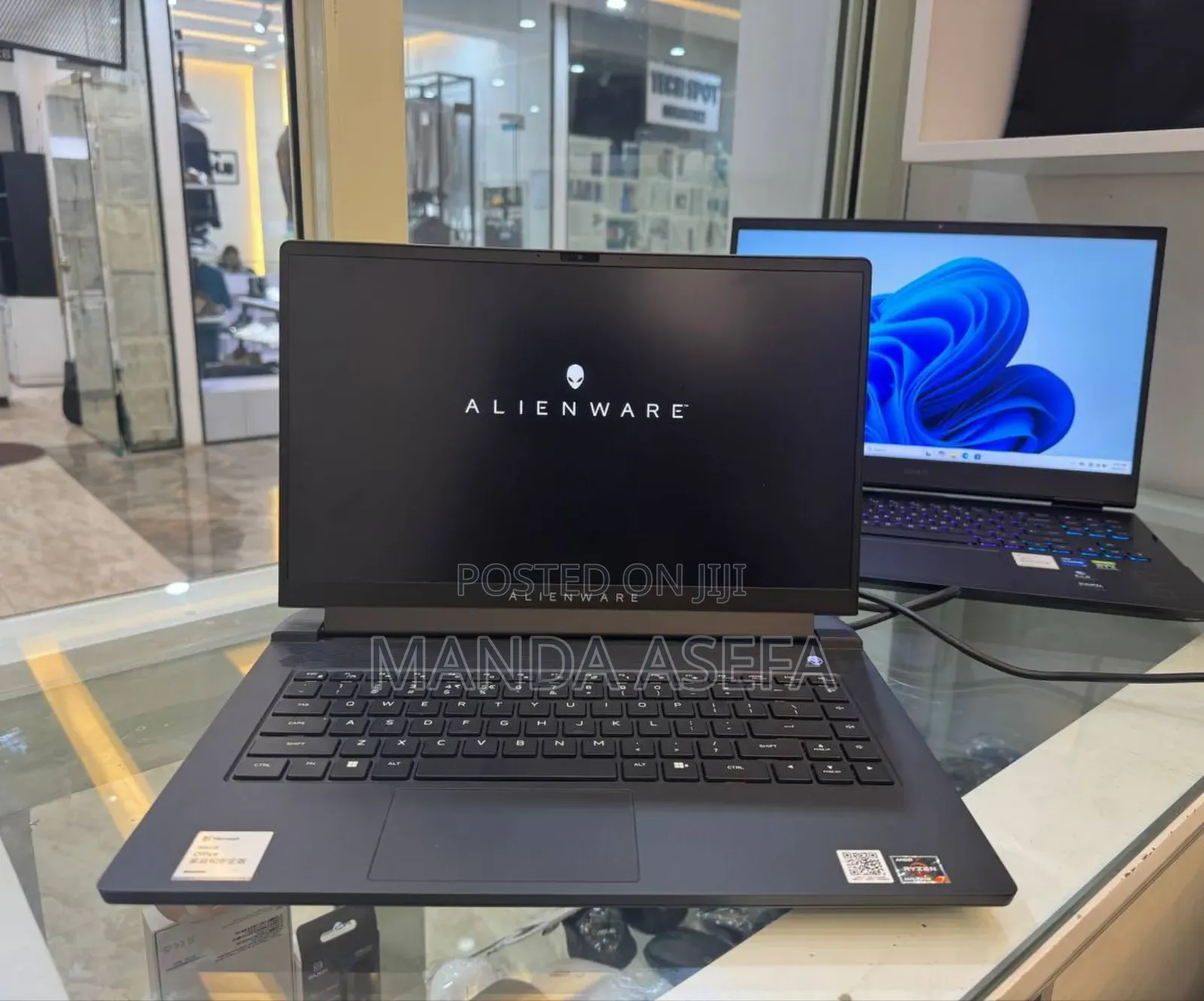 New Laptop Alienware M15 R3 16GB AMD Ryzen 7 SSD 512GB