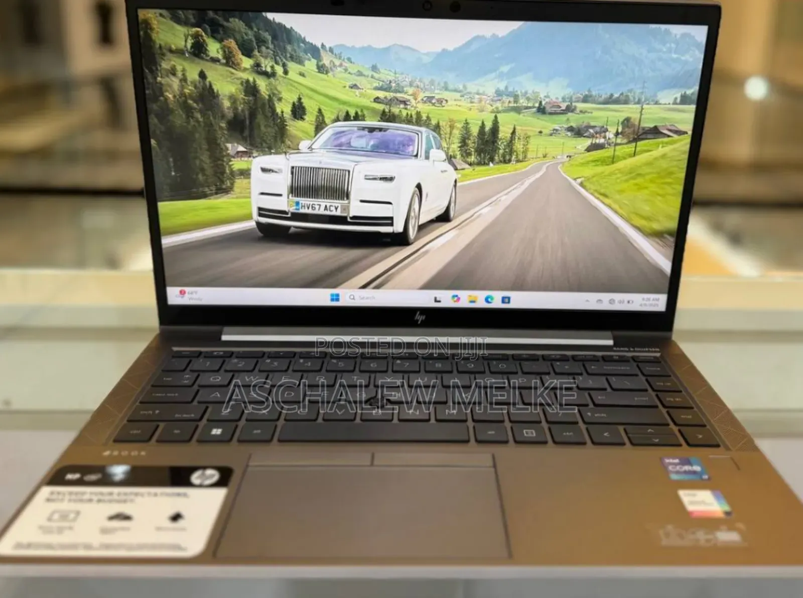 New Laptop HP ZBook Firefly G8 16GB Intel Core I7 SSD 1T