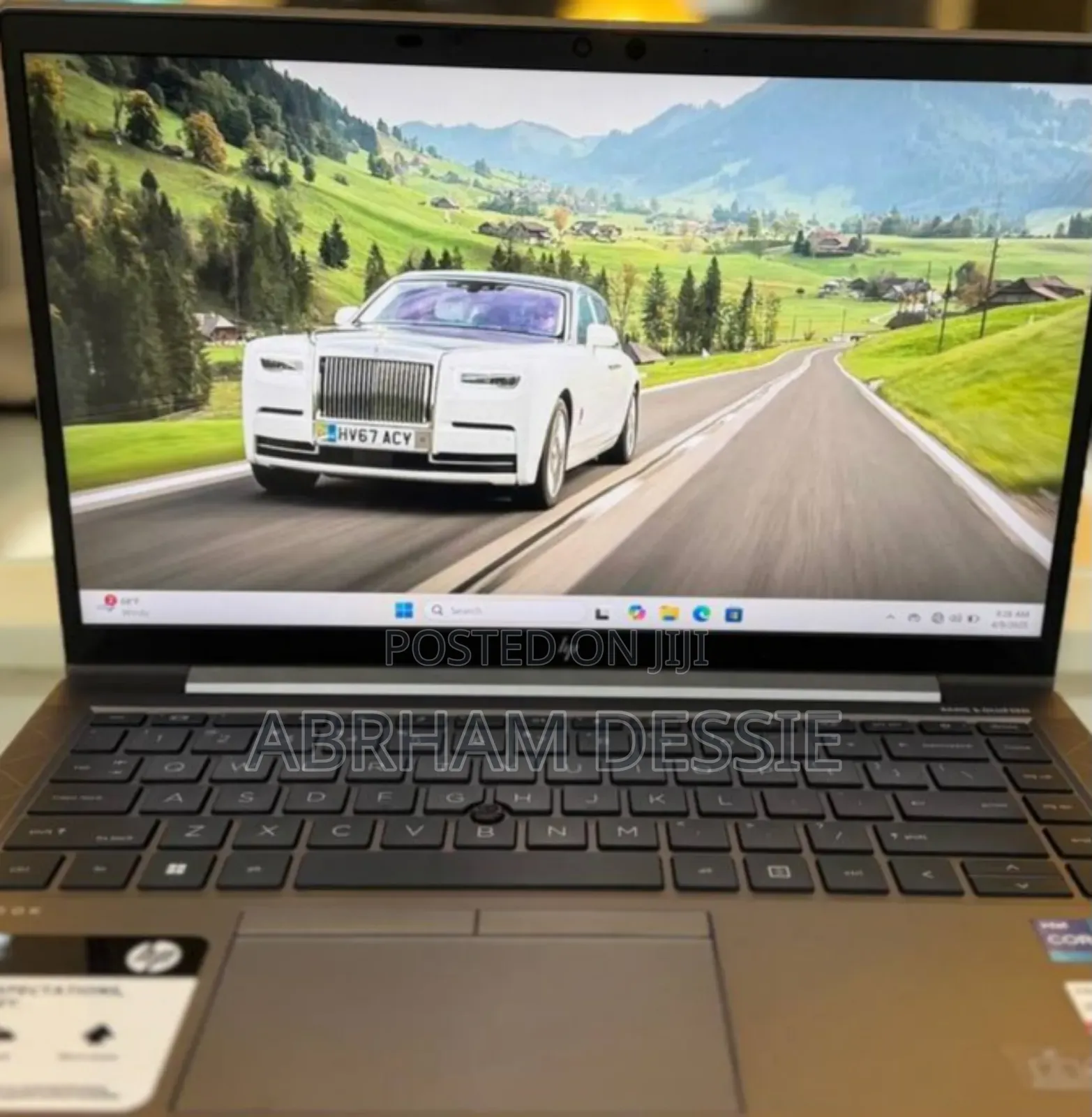 New Laptop HP ZBook Firefly G8 16GB Intel Core I7 SSD 1T