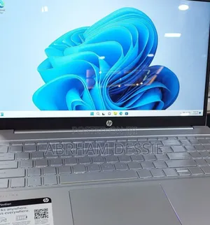 New Laptop HP Pavilion 15 8GB Intel Core I7 SSD 1T