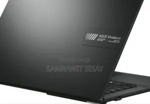 Photo - New Laptop Asus Vivobook 16 8GB AMD Ryzen 5 SSD 512GB